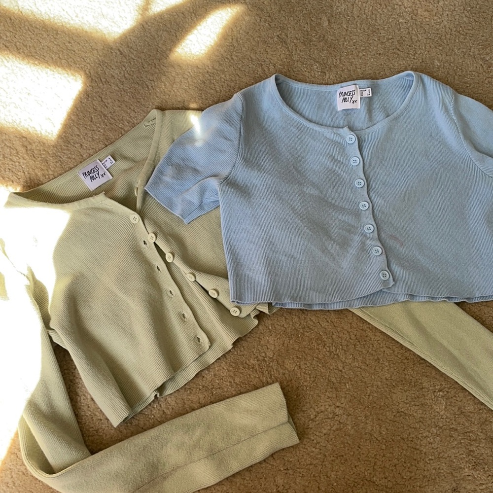 SOLD!!!!! princess polly crop sweaters :). Pastel green and blue!